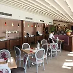 Listana Hotel