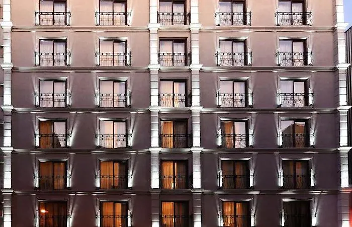 Listana Hotel 4*