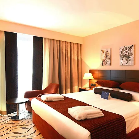 Listana Hotell 4*