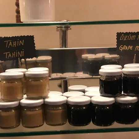 Listana Ξενοδοχείο 4*