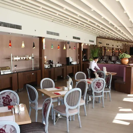 Listana Hotel